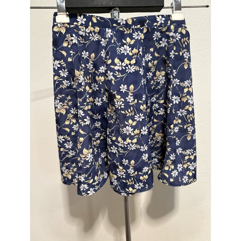 Star C.C.C Floral Skirt Jr Women Size 7 26X17 Summer Casual